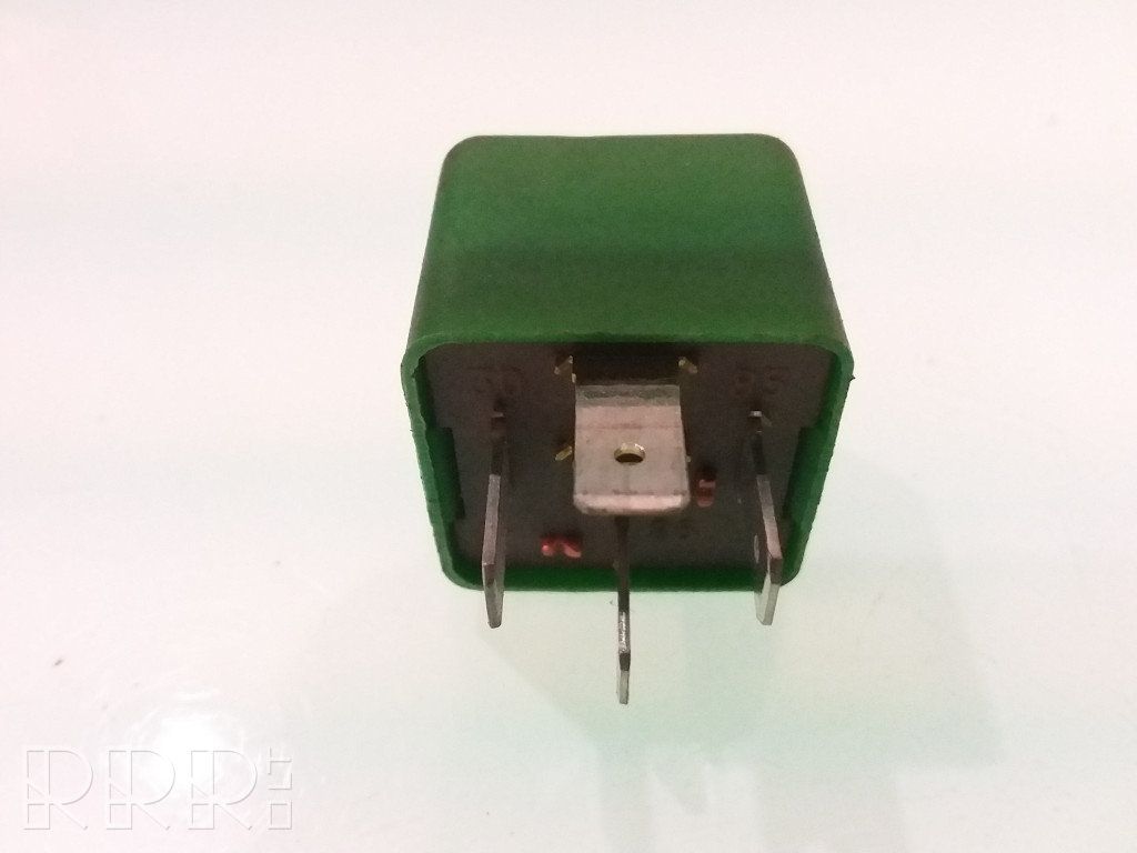 Details about   OPEL VAUXHALL VECTRA B ASTRA F GREEN RELAY 03447012 