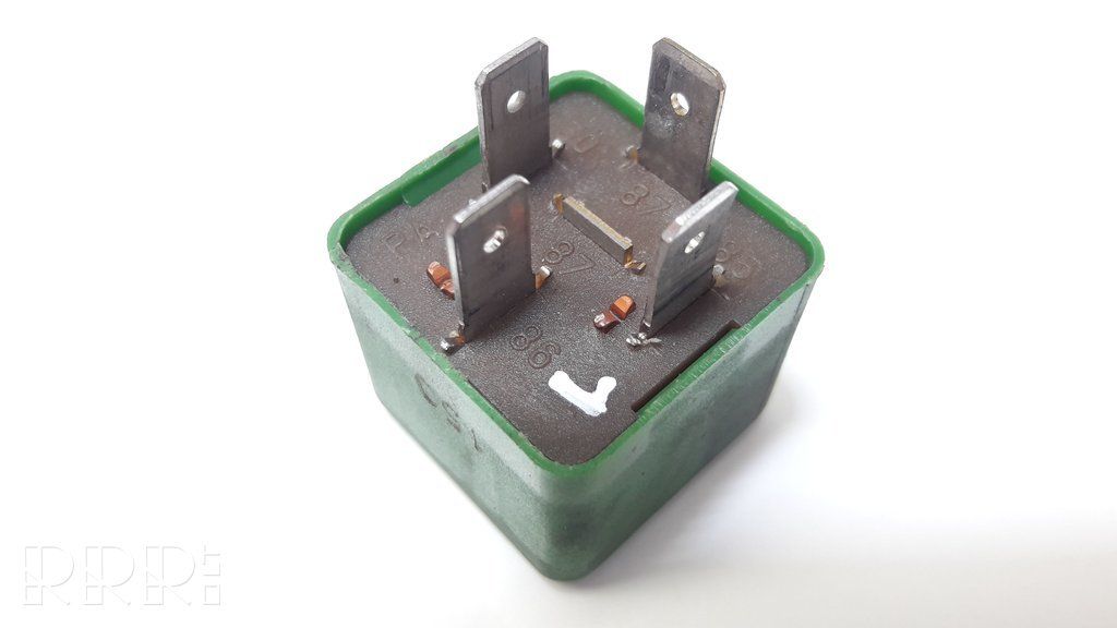 Details about   OPEL VAUXHALL VECTRA B ASTRA F GREEN RELAY 03447012 