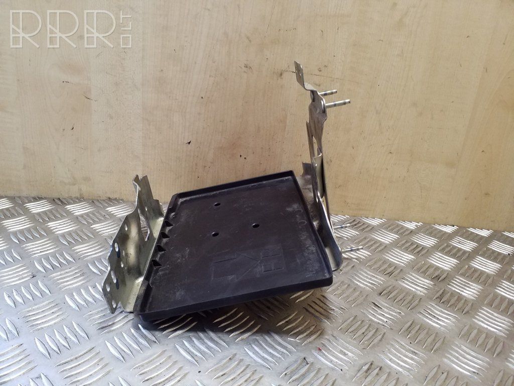 VAL78192 Nissan X-Trail Battery tray 244284M800 24428CY00A 24428WB60A -  Used car part online, low price | RRR.LT