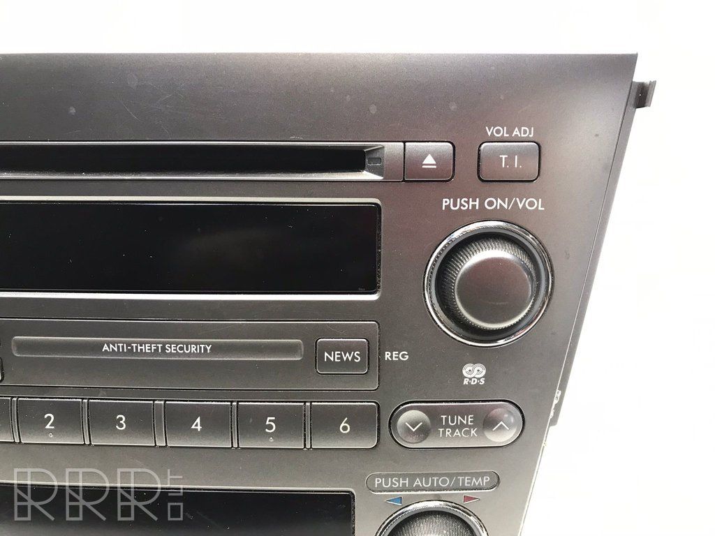 MDV14922 Subaru Legacy Radio/CD/DVD/GPS head unit