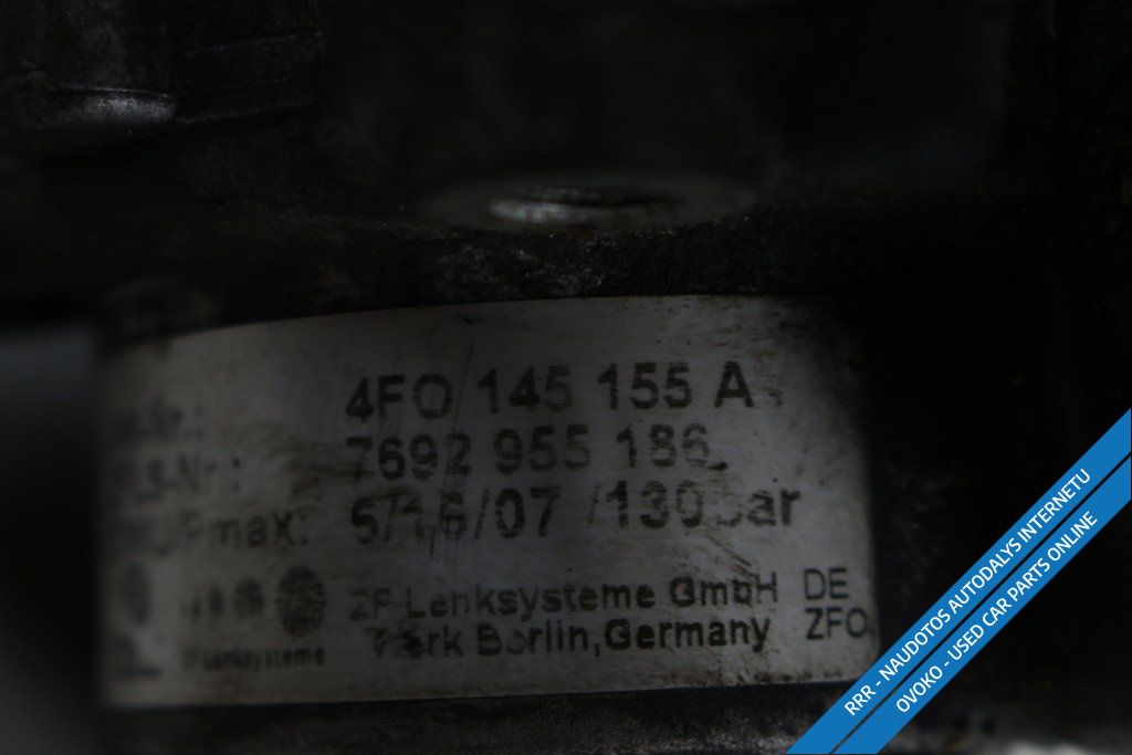 Audi A6 S6 C6 4F Vairo stiprintuvo siurblys 4F0145155A