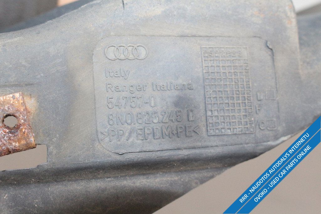 Audi TT Mk1 Variklio dugno apsauga 8N0825245D