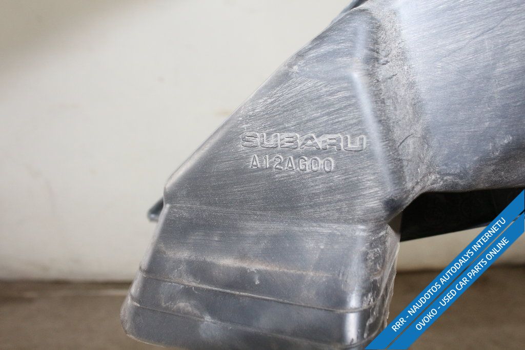 Subaru Outback Oro paėmimo kanalo detalė (-ės) A12AG00