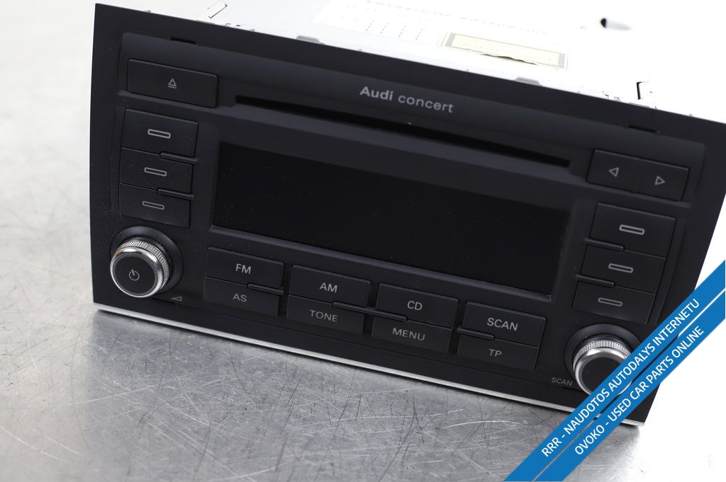 Audi A4 S4 B7 8E 8H Radija/ CD/DVD grotuvas/ navigacija 8E0035186AL