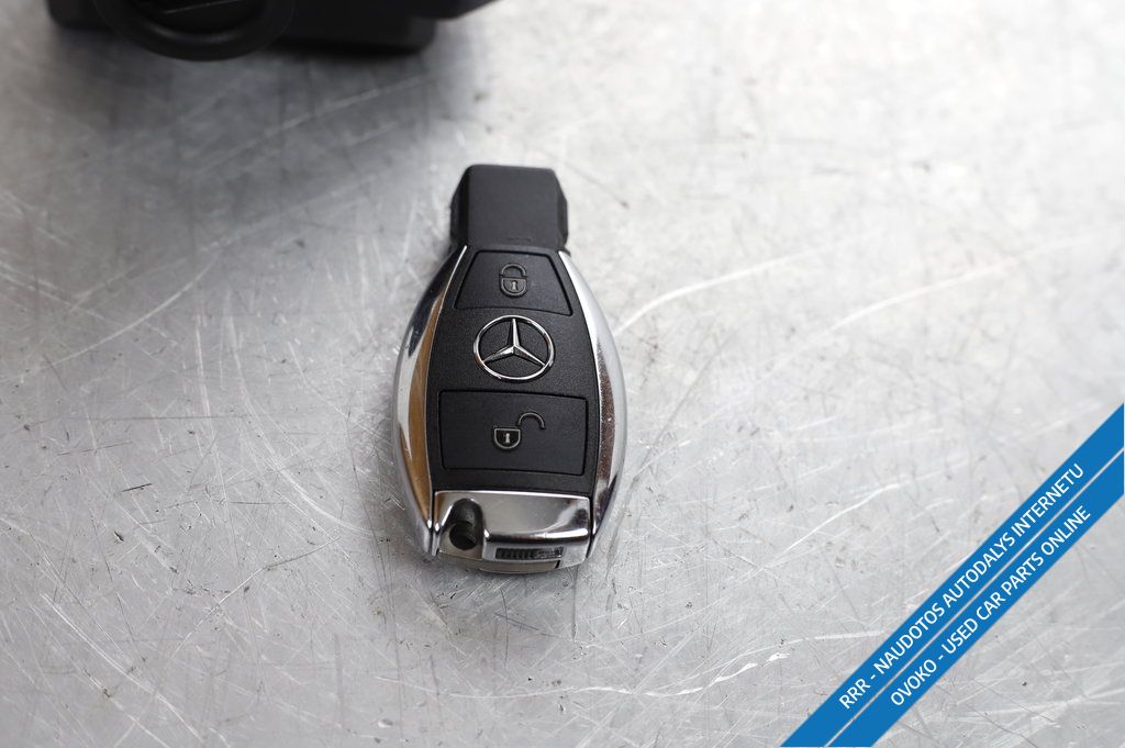 Mercedes-Benz GLA W156 Užvedimo spynelė A2469057403