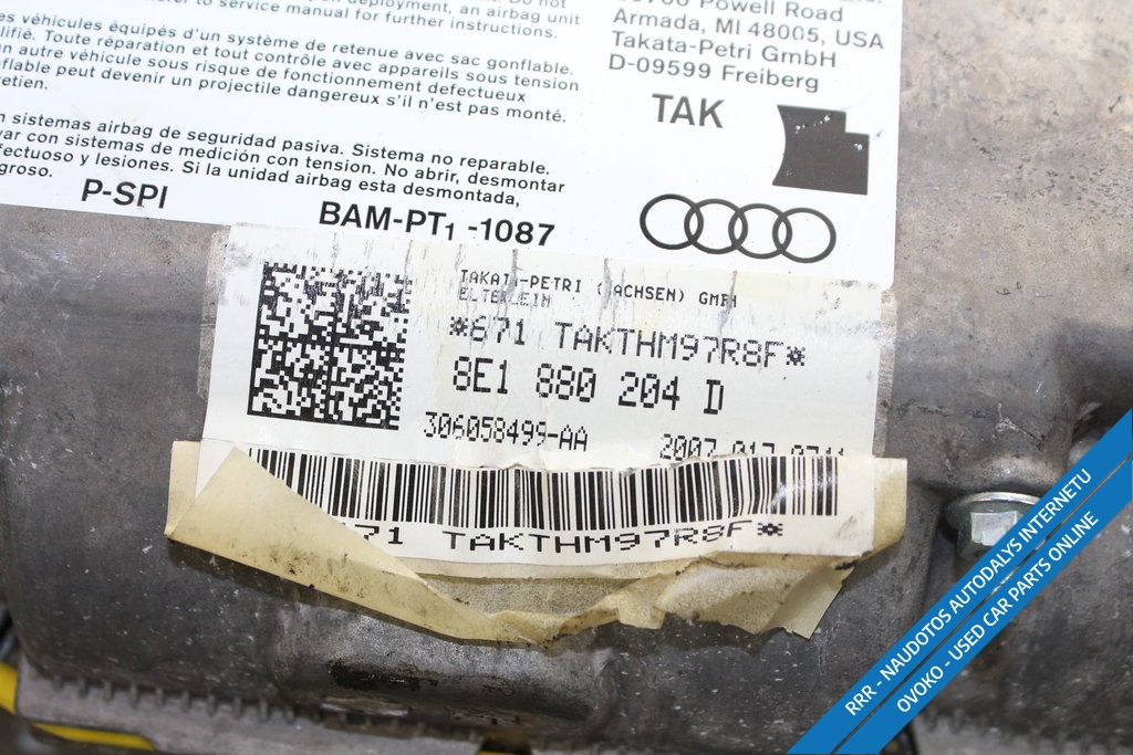 Audi A4 S4 B7 8E 8H Keleivio oro pagalvė 8E1880204D